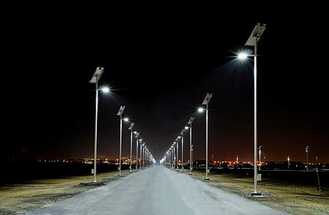 H Περιφέρεια Αττικής προχωρεί στην αναβάθμιση του οδικού φωτισμού αρμοδιότητάς της με την τοποθέτηση 23.790 φωτιστικών LED