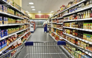 Τα προϊόντα που απαγορεύεται να πωλούν τα σούπερ μάρκετ στις «κόκκινες» περιοχές