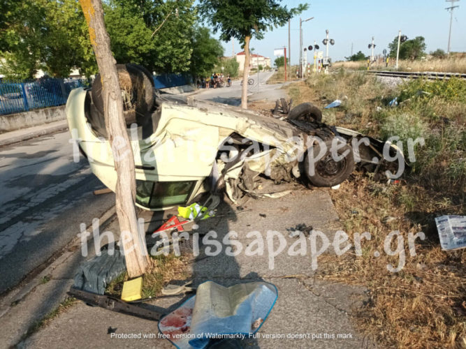 Λάρισα : Παρασύρθηκε αυτοκίνητο από τρένο – Εχασε την ζωή του ο οδηγός