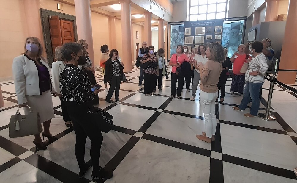 Ξενάγηση εθελοντών Αλληλεγγύης της Κοινωνικής Υπηρεσίας Δήμου Γαλατσίου στη Βουλή των Ελλήνων